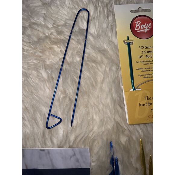 Knitting Needles Lot Diff Colors And Sizes One New K Crochet Hook Book Plus More - Picture 6 of 16